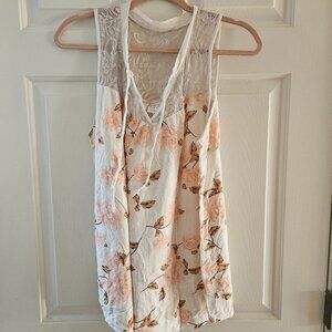 Torrid Super Soft Lacy Sleeveless Top Size 1